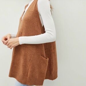 Brown Sleeveless Knit Vest